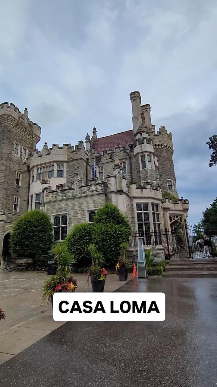 Casa Loma 