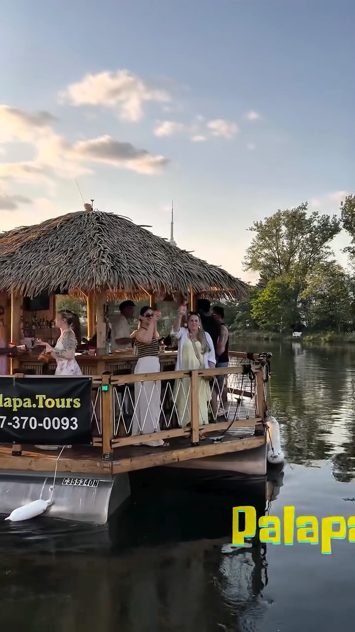 Tiki Bar Boat Cruise