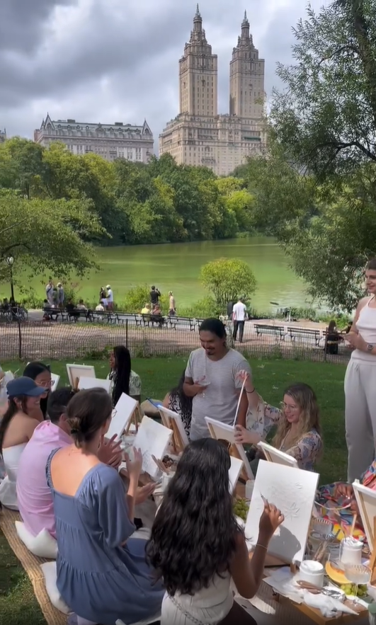 Textured Painting Picnic Experience