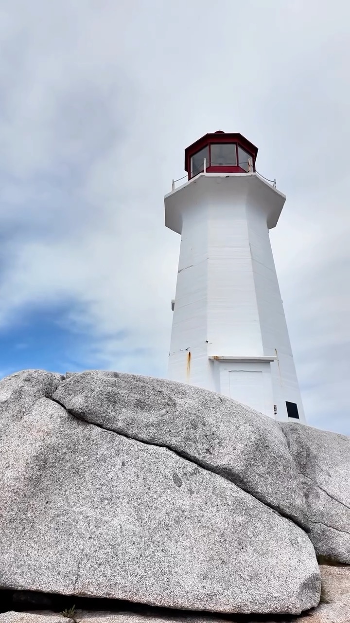 Best of Halifax Tour including Peggy's Cove